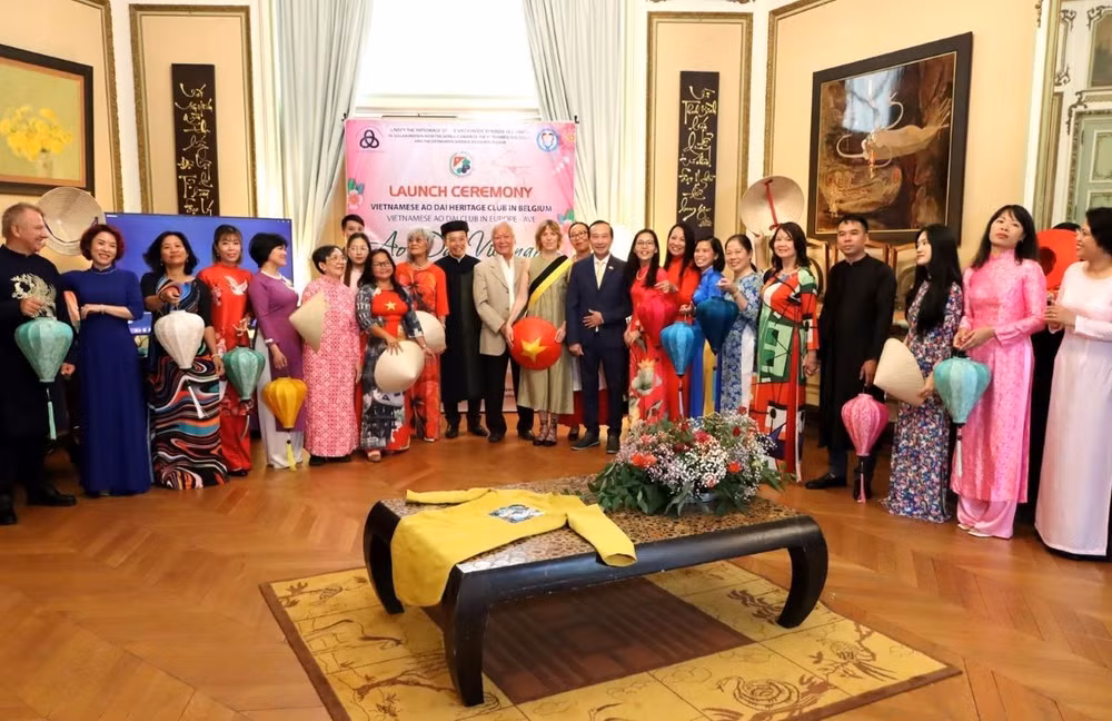 ttxvn_ao dai 3.jpg