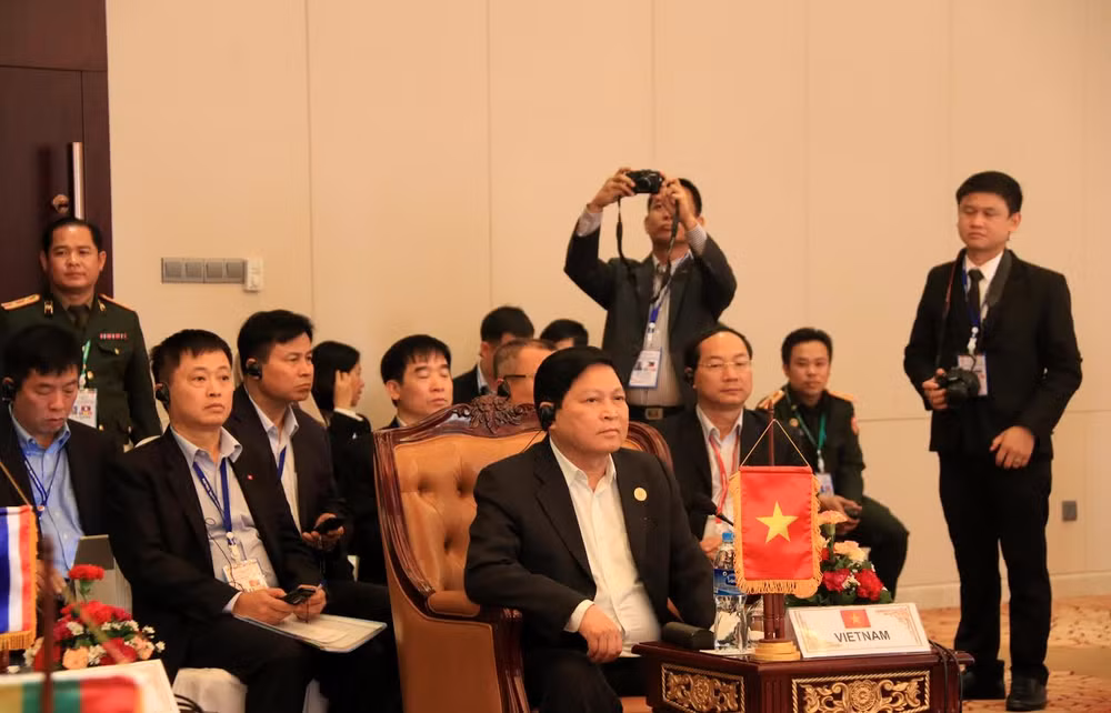 Hợp tác quốc phòng đa phương giúp củng cố sự đoàn kết của ASEAN ảnh 2