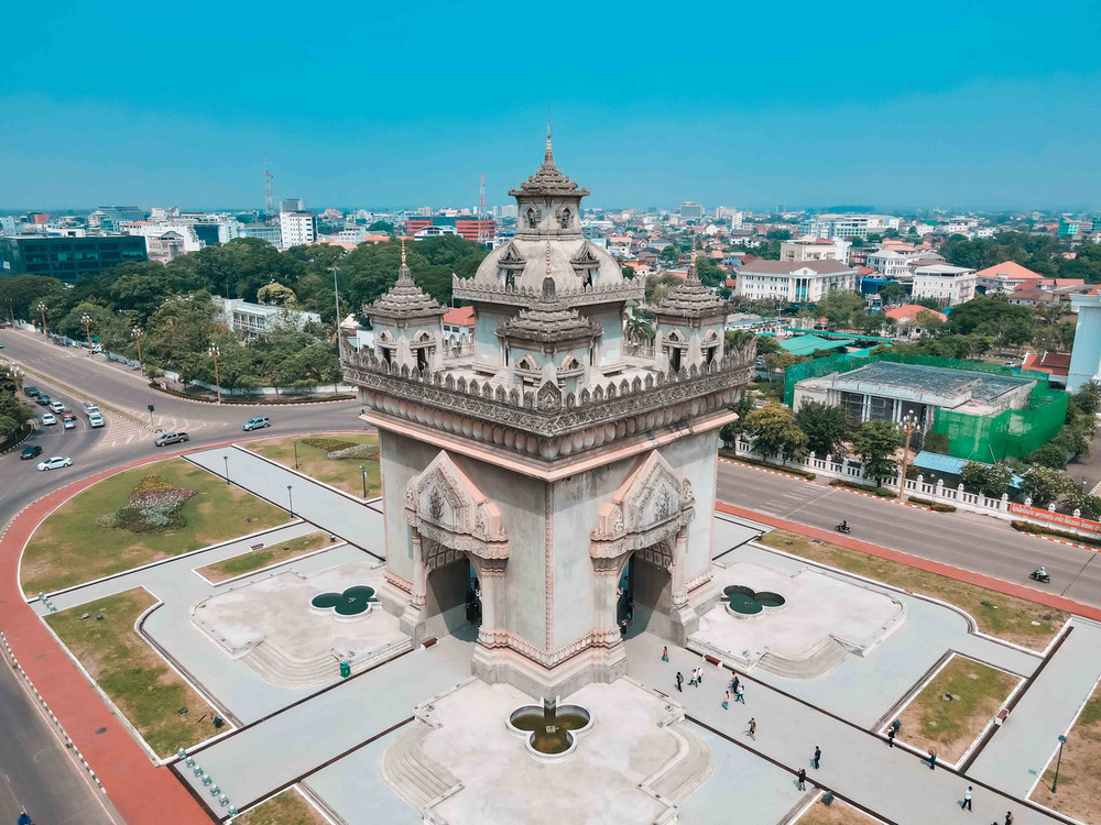Khám phá vẻ đẹp Patuxai - Đài chiến thắng nổi tiếng của Lào | Việt Nam + (VietnamPlus)