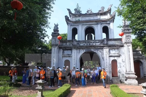 Nhìn lại “bức tranh” văn hóa đa sắc màu tại Hà Nội trong năm 2016 ảnh 2