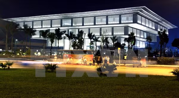 Nhìn lại “bức tranh” văn hóa đa sắc màu tại Hà Nội trong năm 2016 ảnh 4