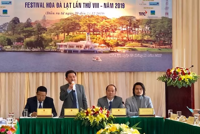 Tóc Tiên sẽ biểu diễn trong lễ khai mạc Festival hoa Đà Lạt 2019 ảnh 2