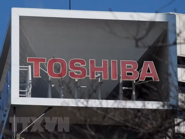 Toshiba lên kế hoạch cắt giảm 10.000 việc làm do lợi nhuận suy giảm ảnh 1