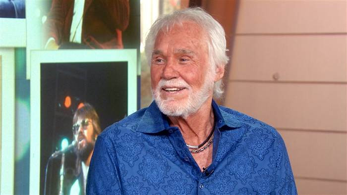 Huyền thoại nhạc đồng quê Kenny Rogers quyết định “về hưu” | Vietnam+ (VietnamPlus)