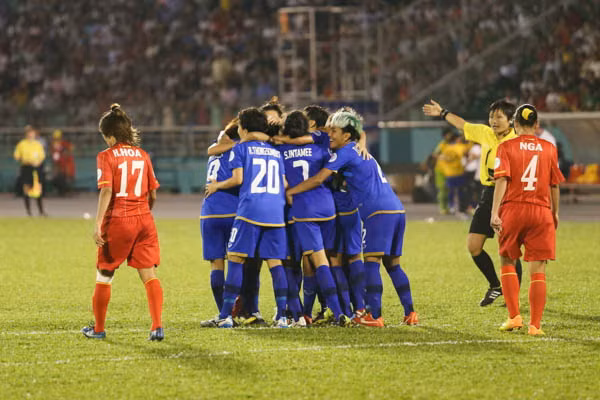 Nữ Việt Nam tan giấc mơ World Cup sau "ác mộng Thái Lan" ảnh 1
