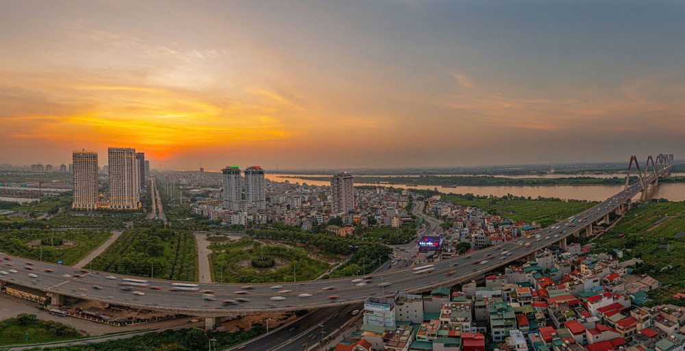 Cầu Nhật Tân - Biểu tượng độc đáo của thủ đô Hà Nội | Vietnam+ (VietnamPlus)