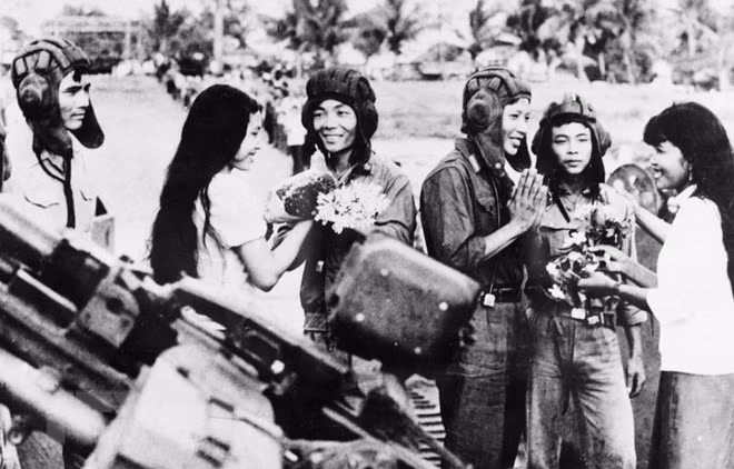 'Nếu bộ đội Việt Nam không lên kịp, dân đã chết hết rồi' ảnh 7