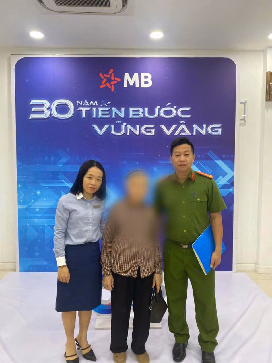 ngan_chan_gia_danh_cong_an_lua_dao_05112024.jpg