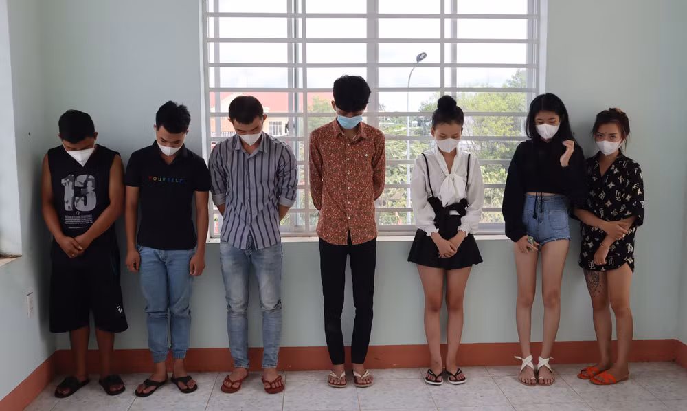 Hà Nội: Liên tiếp phát hiện 3 vụ sử dụng ma túy ở khu chung cư cao cấp ảnh 1