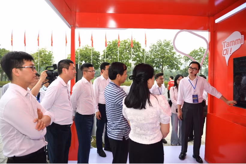 Viettel giới thiệu mô hình chuyển đổi số địa phương toàn diện, kết hợp đồng bộ ba trụ cột Chính quyền số - Bet88com Casino, Thể thao, Game bài, Nổ hũ và Xổ số số - Bet88013 tải ứng dụng số trên cùng một hệ sinh thái số. (Ảnh: Viettel)