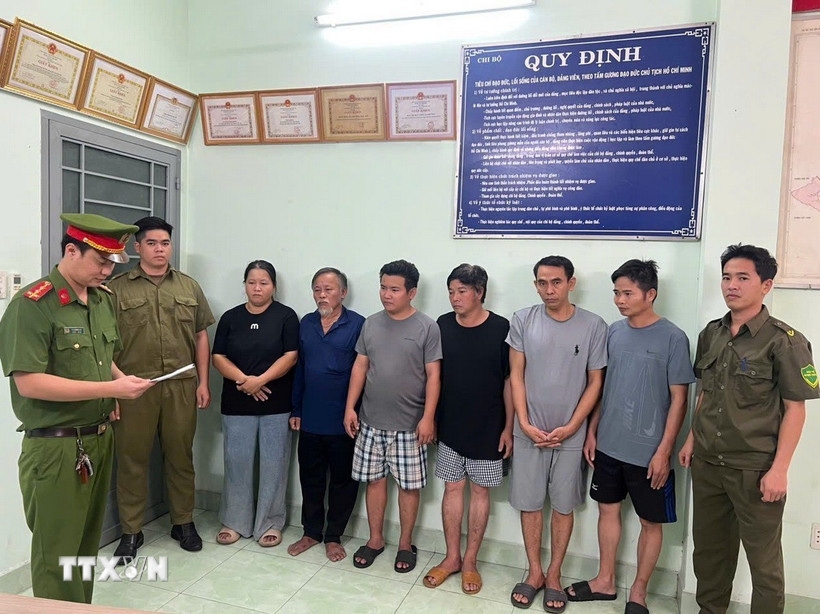 TP. Hồ Chí Minh triệt xóa đường dây sản xuất thực phẩm giả dịp cận Tết