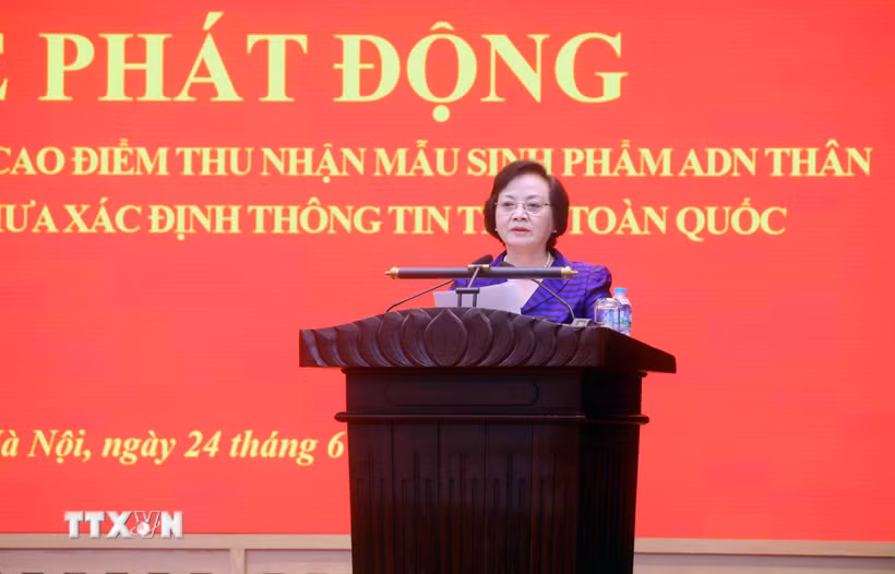 Phó Thủ tướng Phạm Thị Thanh Trà, Trưởng Ban Chỉ đạo Quốc gia về tìm kiếm, quy tập và xác định danh tính hài cốt liệt sỹ phát biểu. (Ảnh: Phạm Kiên/TTXVN)