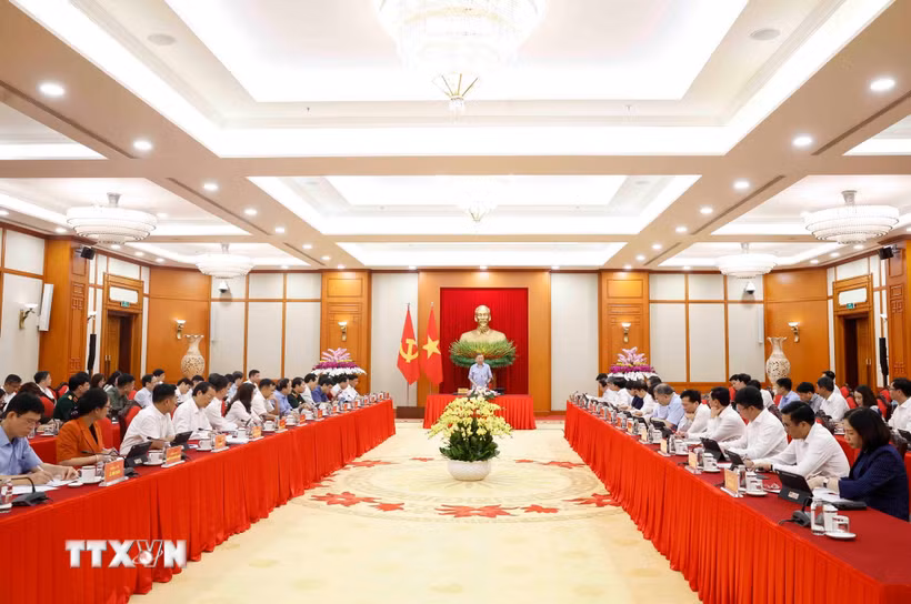 Tổng Bí thư, Chủ tịch nước Tô Lâm chủ trì cuộc làm việc với ngành Giáo dục và Đào tạo. (Ảnh: Thống Nhất/TTXVN)