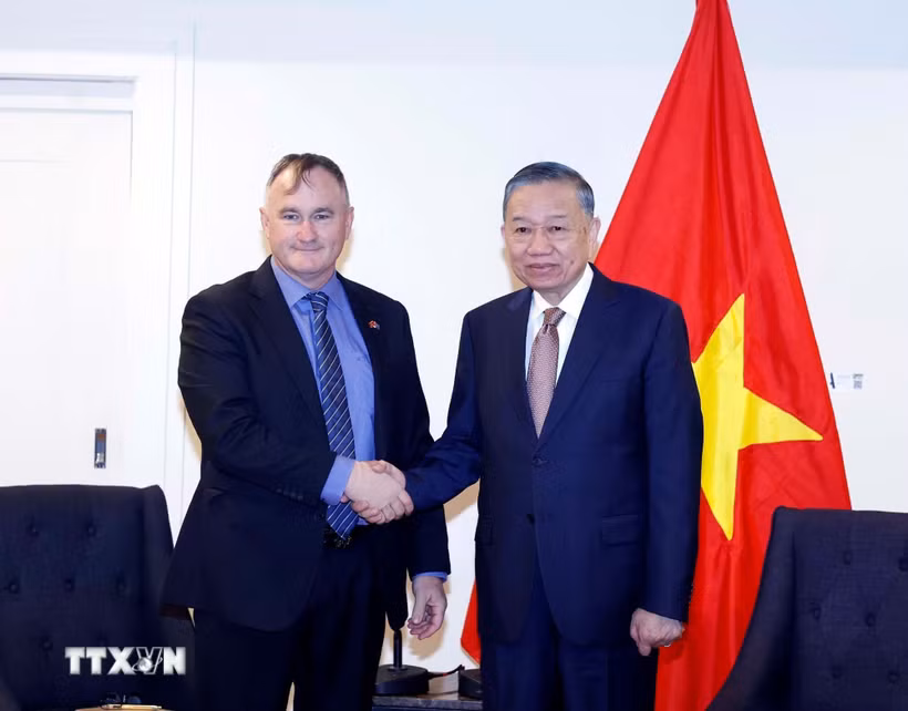 Tổng Bí thư, Chủ tịch nước Tô Lâm tiếp ông Craig Bradshaw, Giám đốc điều hành Công ty EQ Resources Limited (Australia). (Ảnh: Thống Nhất/TTXVN)