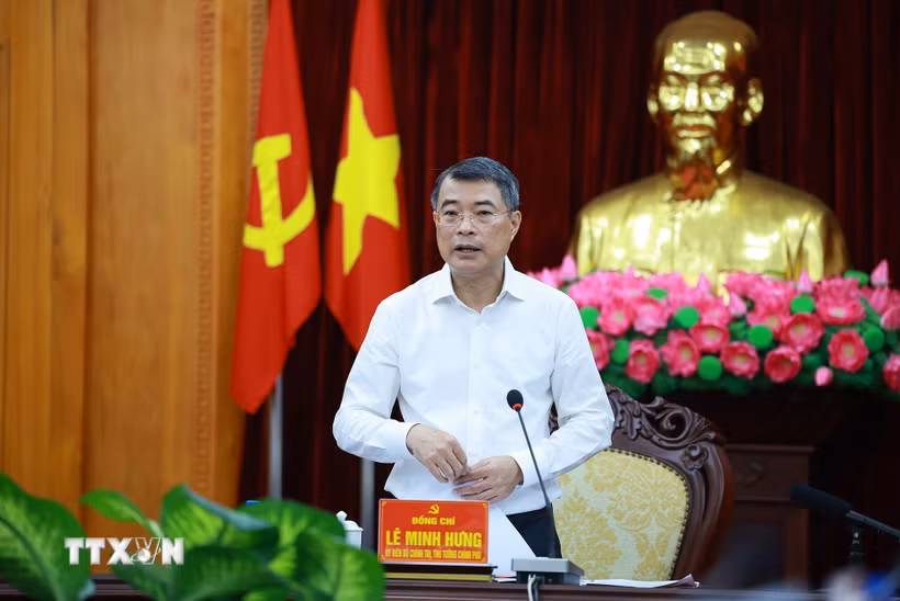 Thủ tướng Lê Minh Hưng làm việc với Ban Thường vụ Tỉnh ủy Lạng Sơn về thực hiện nhiệm vụ phát triển kinh tế-xã hội. (Ảnh: Dương Giang/TTXVN)