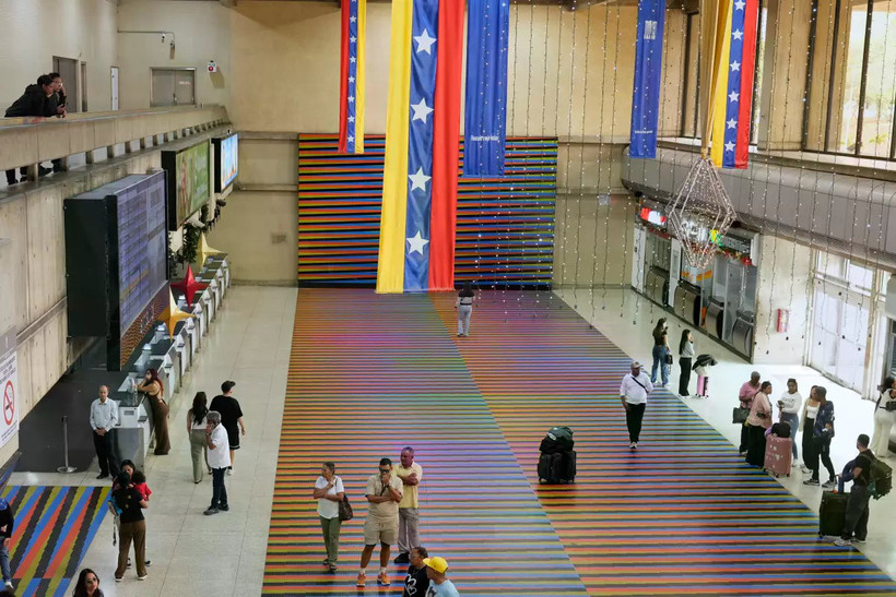 Hành khách tại một sân bay ở Venezuela. (Nguồn: AP)