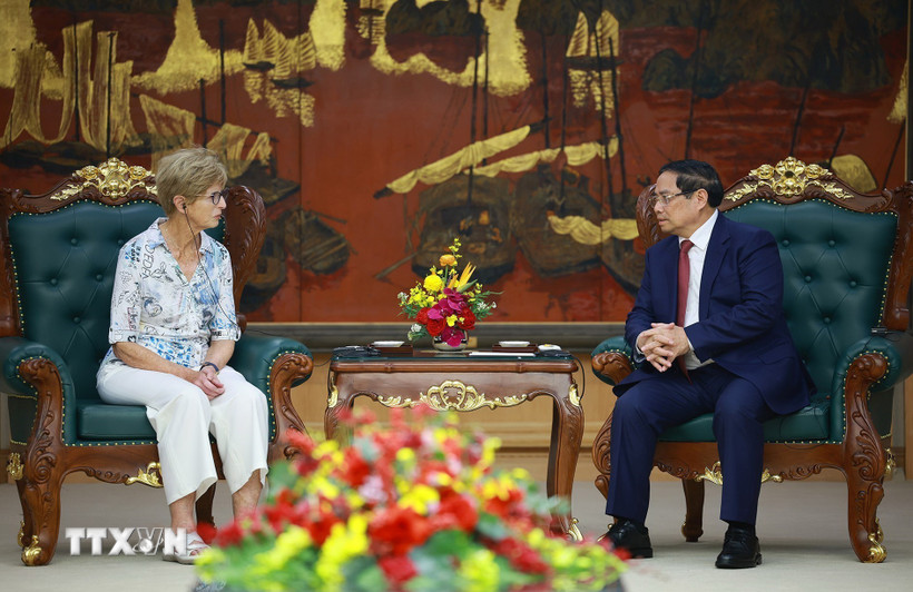 Thủ tướng Phạm Minh Chính tiếp Đoàn Quỹ Eisenhower của Hoa Kỳ. (Ảnh: Dương Giang/TTXVN)