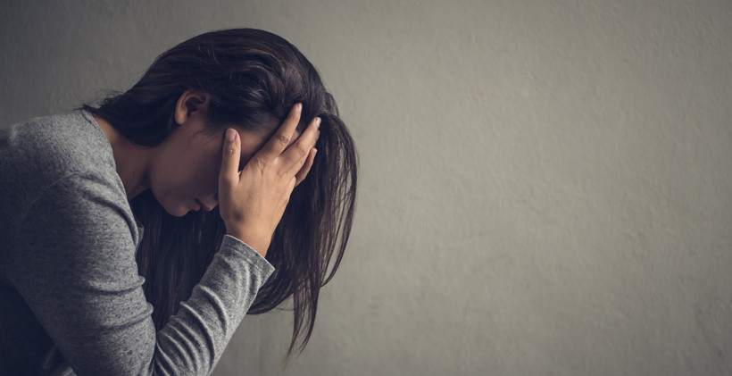 Vì sao nhiều người không thể vượt qua nỗi đau mất người thân?