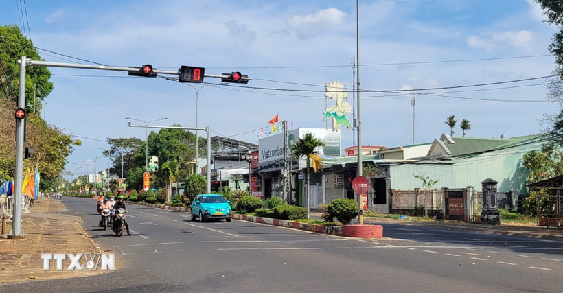 Hệ thống camera được lắp đặt tại nút giao thông Hùng Vương và Trần Phú trên địa bàn xã Ia Grai, tỉnh Gia Lai. (Ảnh: Hoài Nam/TTXVN)