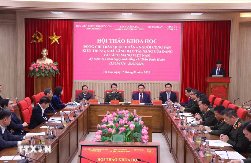 Hội thảo khoa học với chủ đề: “Đồng chí Trần Quốc Hoàn - Người Cộng sản kiên trung, nhà lãnh đạo tài năng của Đảng và Cách mạng Việt Nam." (Ảnh: Văn Điệp/TTXVN)