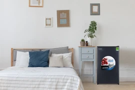 Tủ lạnh Funiki phù hợp với không gian nhỏ và nhu cầu sử dụng hằng ngày. (Ảnh: Vietnam+)