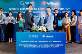 VPBank và OPES ký hợp tác phát triển giải pháp tài chính - bảo hiểm toàn diện cho khách hàng FDI. (Ảnh: Vietnam+)