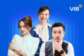 Diễn viên Kaity Nguyễn, tác giả sách Ngọc Nick M và chuyên gia tài chính Thái Vân Linh - những người khác nhau về hoàn cảnh, tuổi tác, công việc… nhưng đang cùng chung một tư duy: Không nên để nguồn lực nào, dù hữu hình hay vô hình, được phép nằm im. (Ảnh: Vietnam+)