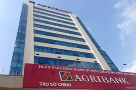 Mặt trận Tổ quốc thông tin số tài khoản tại Agribank tiếp nhận ủng hộ người dân bị ảnh hưởng bởi cơn bão số 10. (Ảnh: Vietnam+)