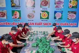 Cơ sở sản xuất Giò bê Quân béo tạo thu nhập ổn định. (Ảnh: Vietnam+)