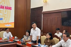 Ông Đào Xuân Tuấn - Cục trưởng Cục Quản lý Ngoại hối - Ngân hàng Nhà nước chia sẻ về thị trường vàng tại họp báo. (Ảnh: Vietnam+)