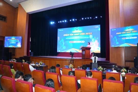 Toàn cảnh buổi tọa đàm “Phát triển nguồn nhân lực trong thời đại AI”. (Ảnh: Vietnam+)