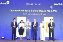 NAPAS Tap and Pay - giải pháp thanh toán hiện đại, tiện lợi và an toàn dành cho người dùng thẻ nội địa tại Việt Nam. (Ảnh: Vietnam+)