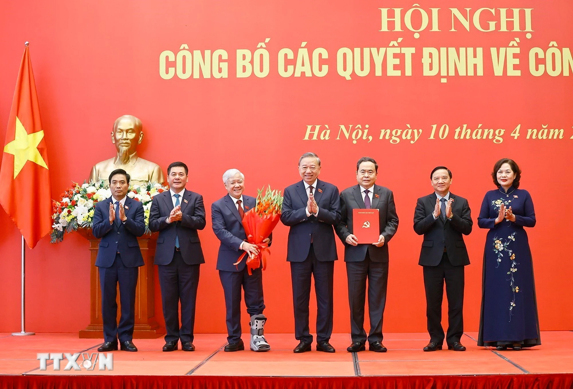 Bộ Chính trị chỉ định tham gia Đảng ủy Quốc hội nhiệm kỳ 2025-2030