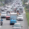 Mật độ giao thông tăng cao tại phố Nguyễn Chí Thanh. (Ảnh: Tuấn Đức/TTXVN)