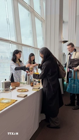 Quầy càphê Việt Nam được bạn bè quốc tế yêu thích tại trụ sở Liên hợp quốc. (Ảnh: Thanh Tuấn/TTXVN)