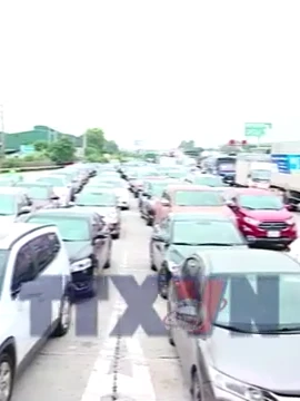 Cục CSGT 'mở luồng xanh' cho người dân về Hà Nội và Thành phố Hồ Chí Minh