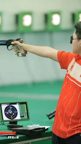 Bắn súng góp công giúp Việt Nam vượt mốc 80 HCV. (Ảnh: Minh Quyết/TTXVN)