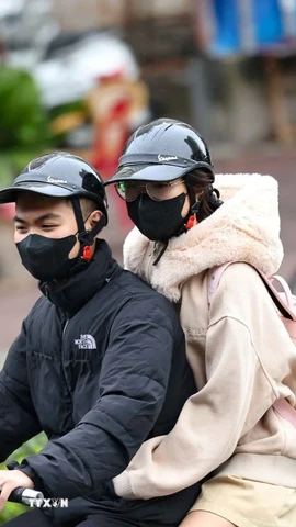 Không khí lạnh ảnh hưởng tới Bắc Bộ, Bắc và Trung Trung Bộ. (Ảnh: Thanh Tùng/TTXVN)