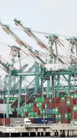 Mỹ mở cuộc điều tra liên quan đến việc nhập khẩu hàng hóa. (Ảnh: THX/TTXVN)