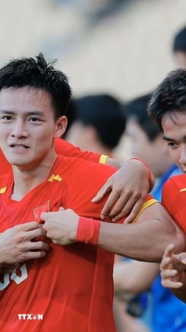 U22 Việt Nam quyết thắng U22 Thái Lan, giành huy chương Vàng SEA Games 33. (Ảnh: Minh Quyết/TTXVN)