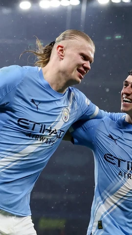 Man City lại thu hẹp khoảng cách với Arsenal xuống còn 3 điểm. (Nguồn: Getty Images)