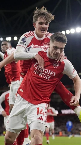 Viktor Gyökeres và Max Dowman giúp Arsenal giành chiến thắng.