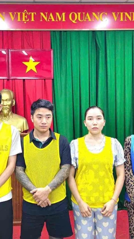 Các đối tượng trong đường dây lừa đảo bị bắt giữ.