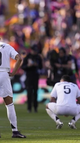 Real Madrid nhận trận thua thứ tư trước Barcelona ở mùa này. (Nguồn: AA)