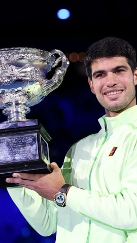 Alcaraz lần đầu tiên vô địch Australian Open. (Nguồn: Getty Images)