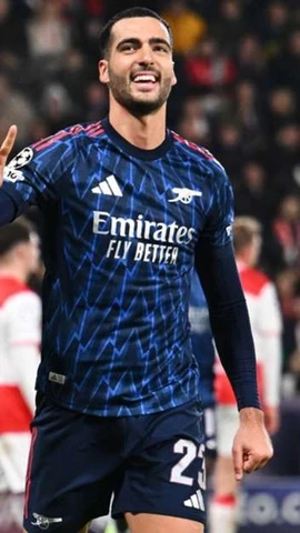 Merino tỏa sáng giúp Arsenal chiến thắng.