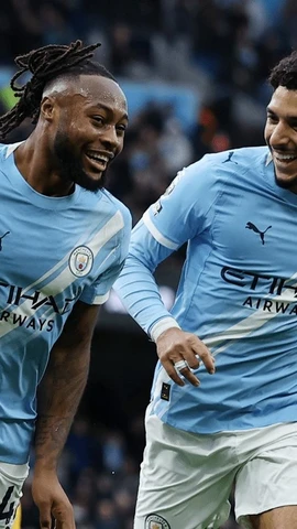 Omar Marmoush và Antoine Semenyo lập công mang chiến thắng về cho Man City.