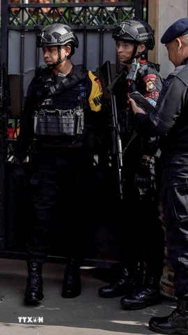 Cảnh sát Indonesia. (Ảnh: THX/TTXVN)