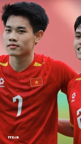 U22 Việt Nam quyết thắng, giành vé vào chung kết bóng đá nam SEA Games 33. (Ảnh: Minh Quyết/ TTXVN)