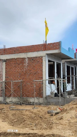 Khu tái định cư cho người dân bị thiên tai ở xã Đề Gi. (Ảnh: Sỹ Thắng/TTXVN)